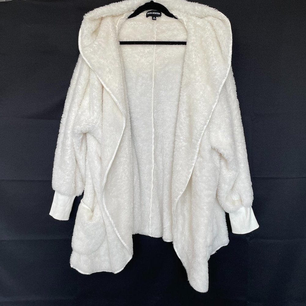 NWOT - A Warm, Fluffy Cloud of Snuggliness